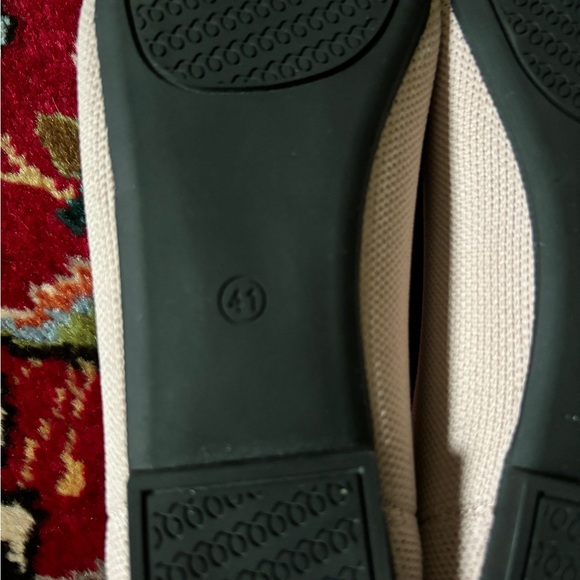 Blush fabric pointed-toe flats - Picture 4 of 6